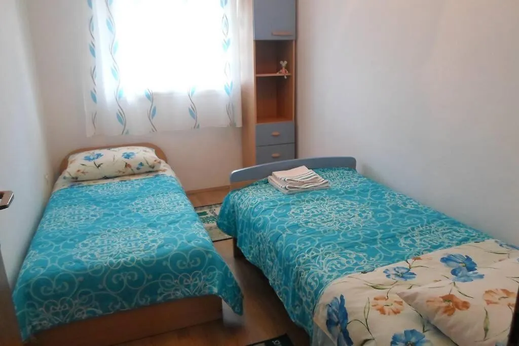 Apartment Ivana With Pool And Parking Kastela