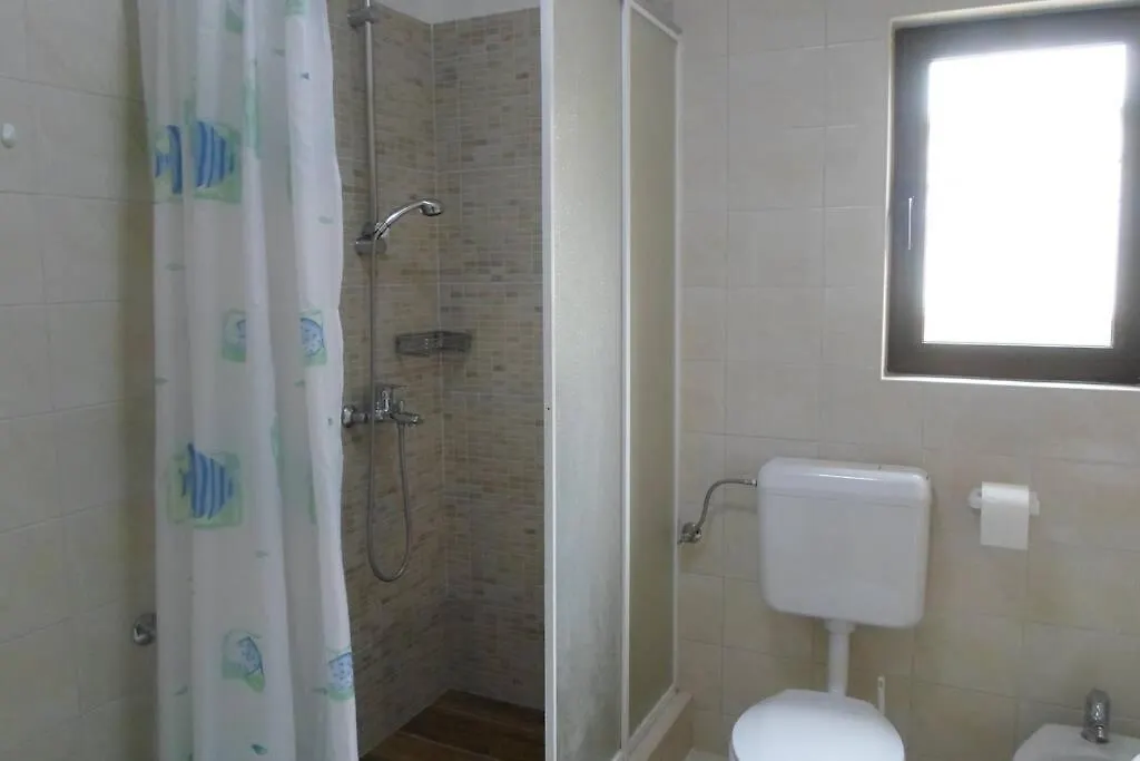 Apartment Ivana With Pool And Parking Kastela Croatia